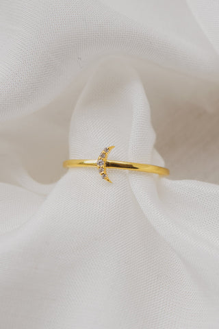 Crescent Moon Ring (7104058359977)