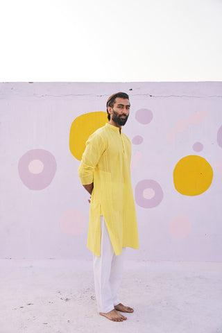 Rue Kurta