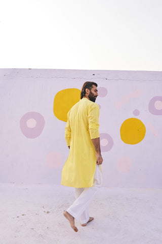 Rue Kurta