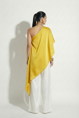 The Amaltas Set